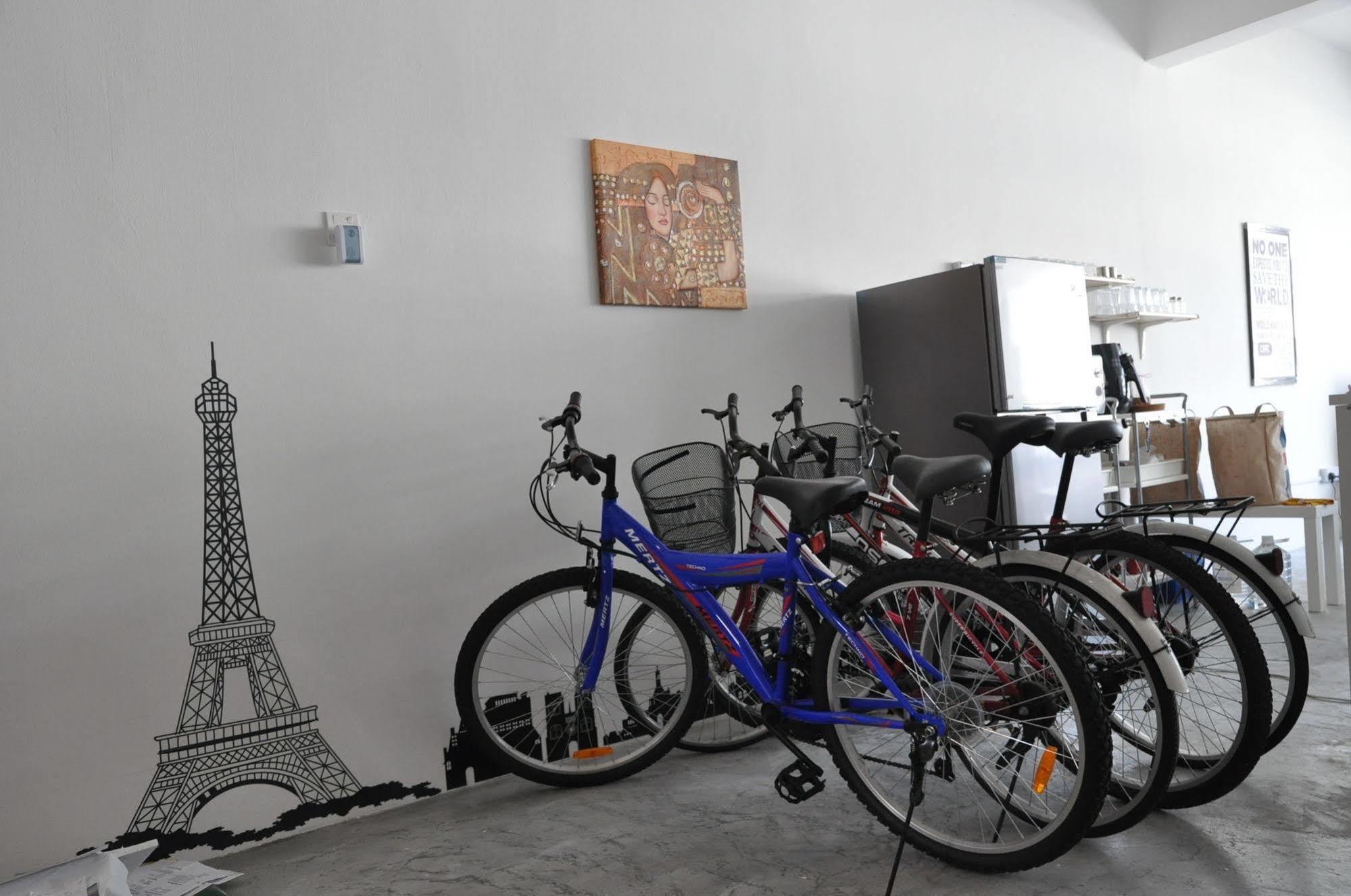 Bed & Bike Backpackers Studio Ipoh Eksteriør billede